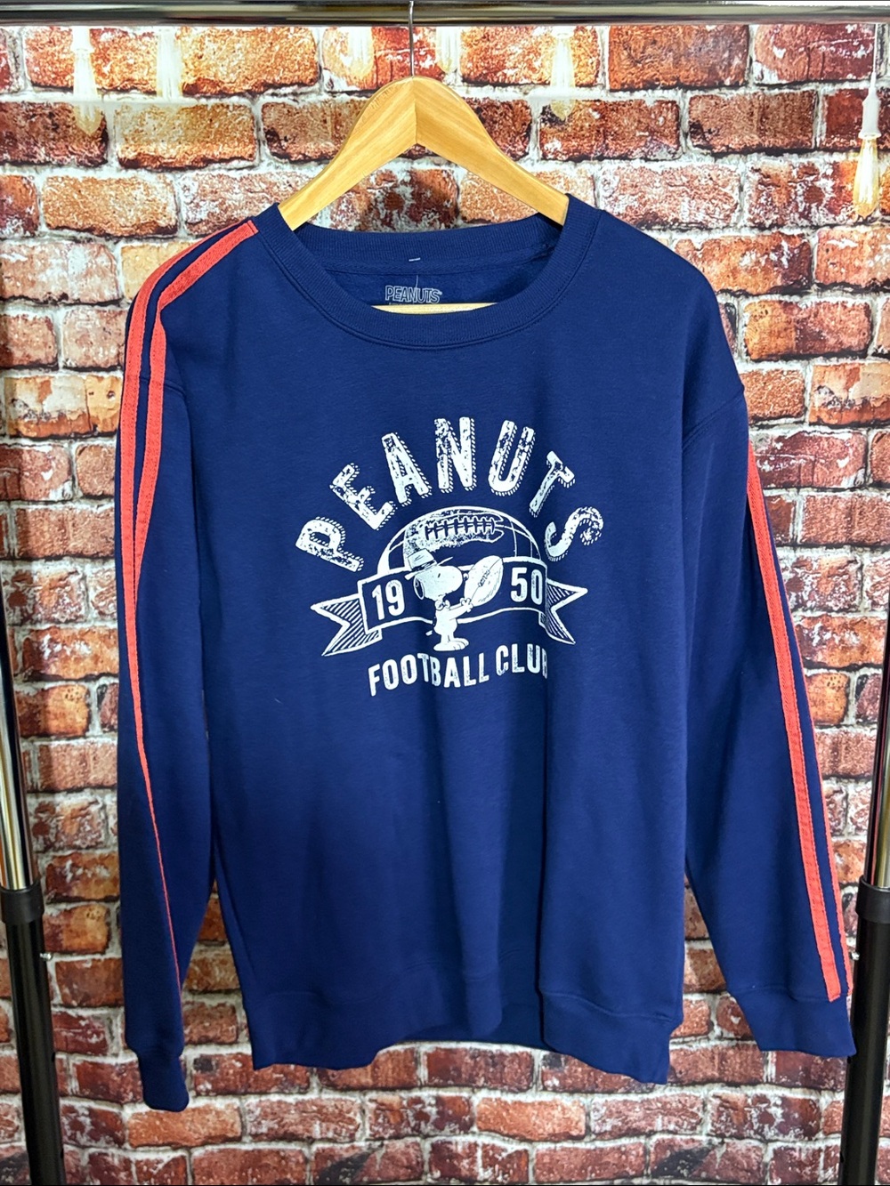 Peanuts Football Club men’s pullover crewneck sweatshirt medium navy red snoopy
